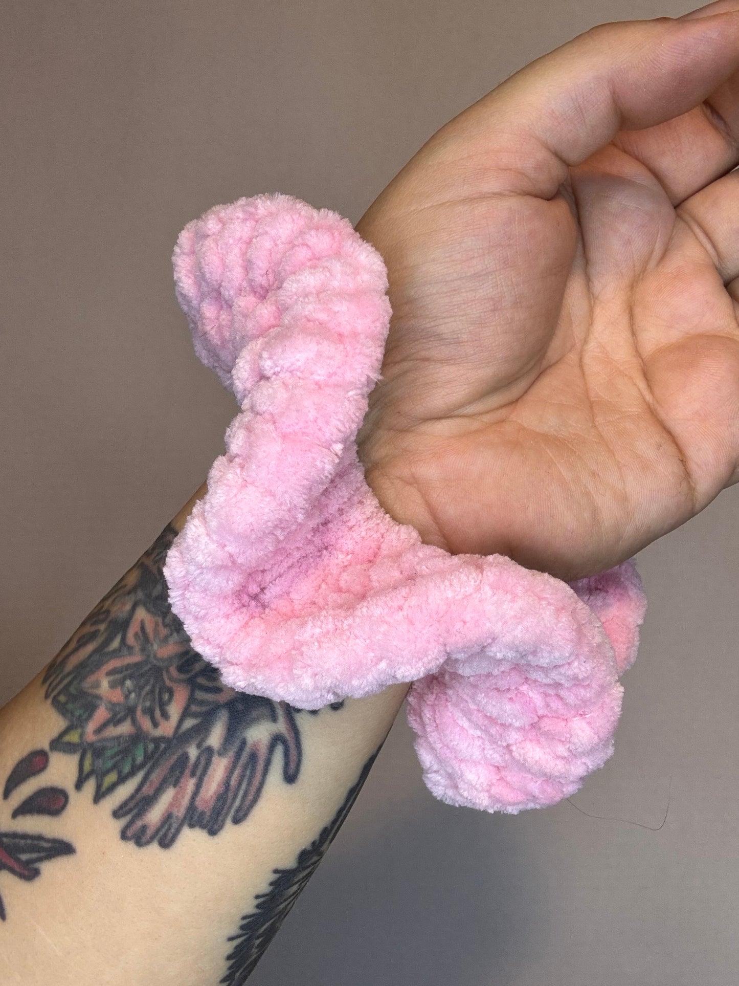 Crochet Scrunchie Light Pink